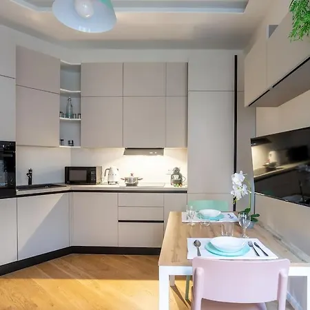 Marghera's Nest - Modern Design With Free Netflix And Wifi Apartment